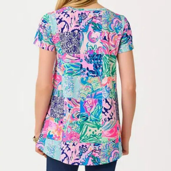 Lilly Pulitzer Etta Scoop-Neck Tee Top Multi Patch To Match - Picture 2 of 9